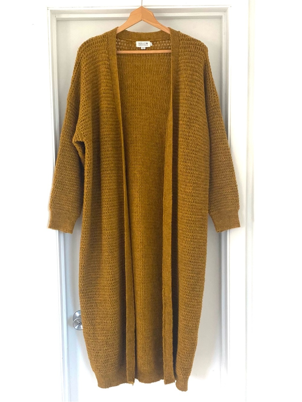MOLLY BRACKEN Long Open-Front Cardigan in Mustard. (Small/medium)